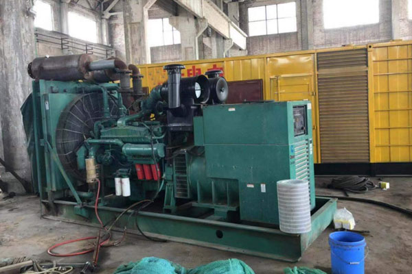 鱼峰发电机组的空气滤清器应该如何保养？